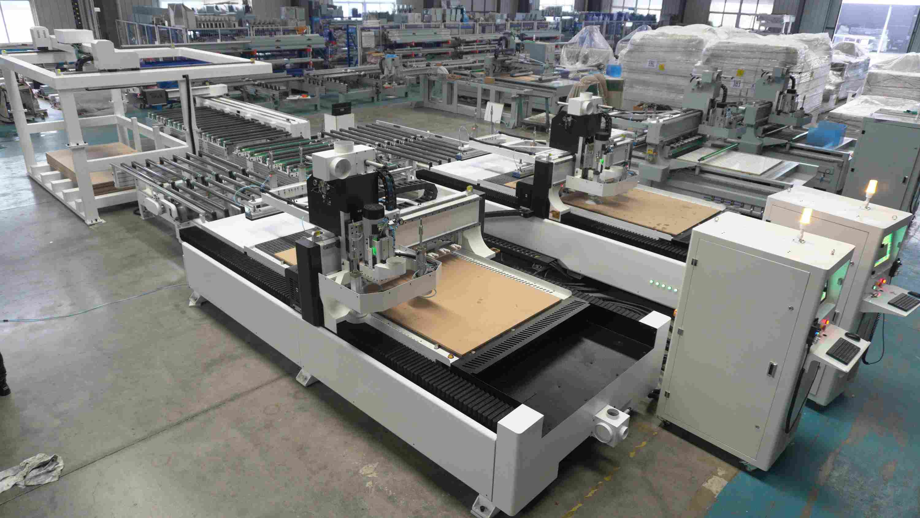 M12(1+2) Custom Furniture Production Line With Gantry Crane Loading