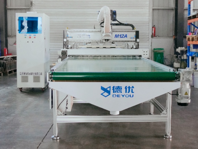 M12A CNC Router With Upper And Lower Dust Collection Devices