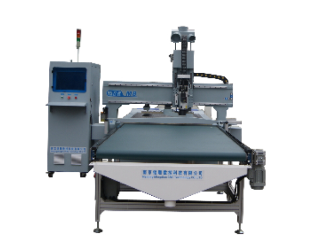 M8 CNC Router With Automatic Loading And Unloading Of Wooden Boards