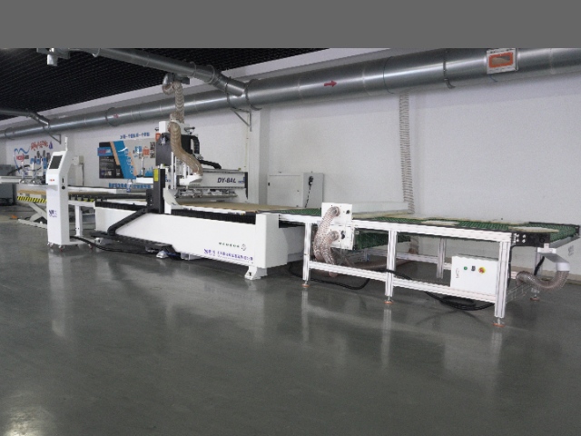 DY-8A CNC Router With Automatic Labeling Function