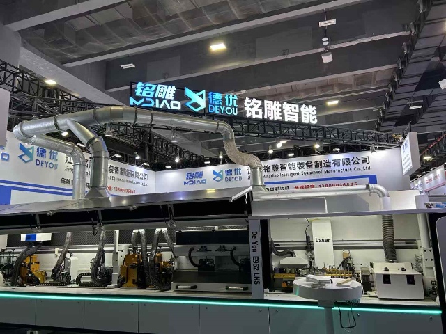 How to Eliminate Glue Lines & Boost Narrow Board Edging Efficiency by 30%? – MDZN Unveils Servo Horizontal Edge Banding Machine in Guangzhou