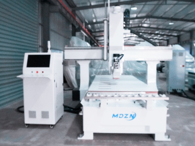 M-BP1200 4-Axis Machining Center